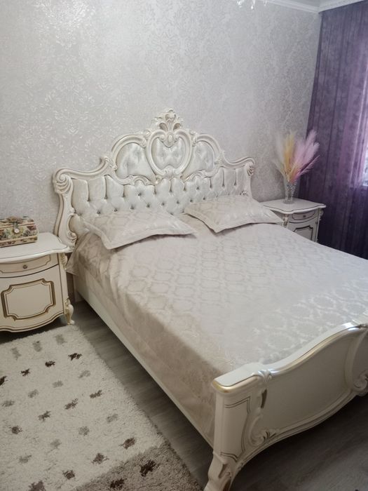 Продам спальний гарнитур