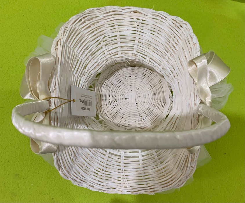 Продавам кошничка за ботуниери