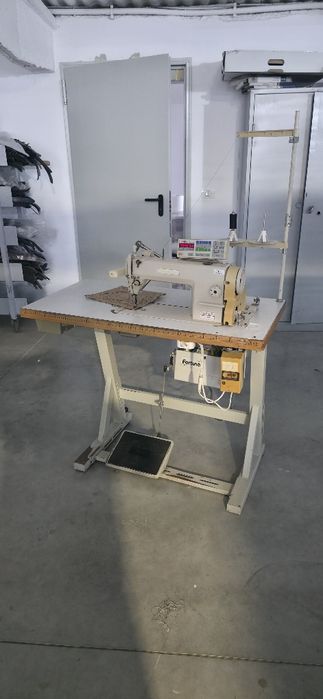 Masina de cusut industriala SunStar KM-250A-7S