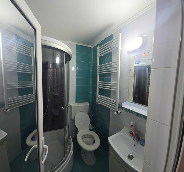 Proprietar vand  Garsoniera zona centrala Tribunal,etaj 1, renovata, Pret avantajos 42000 euro .