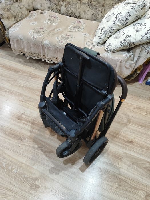 Продам коляску б/у