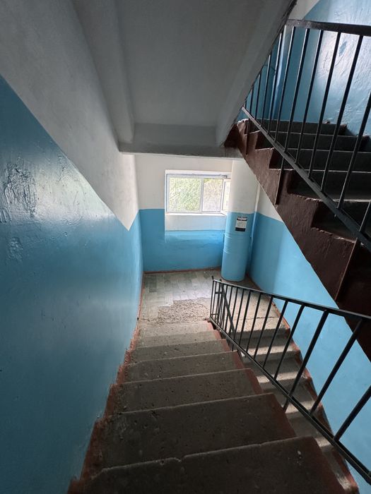 Продам общежитию в районе Алмазова 60