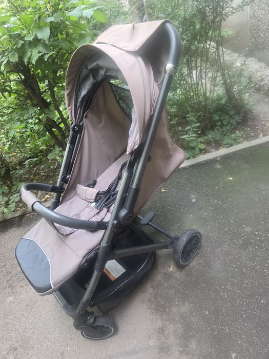 Коляска прогулочная Kidilo