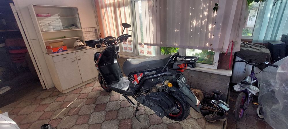 Продам бумер 150 куб