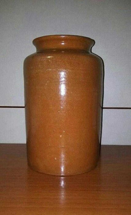 Продам глиняную крынку
