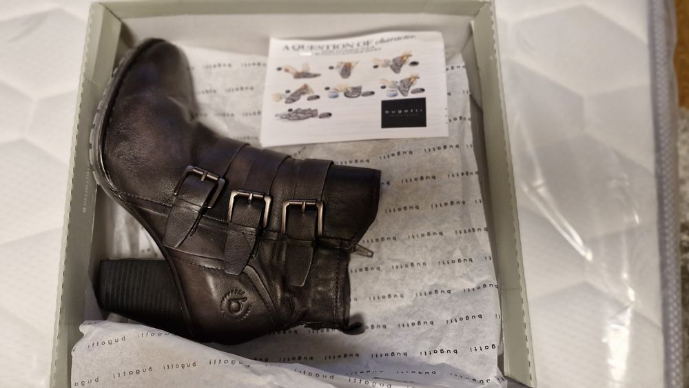 Botine Bugatti nr 39