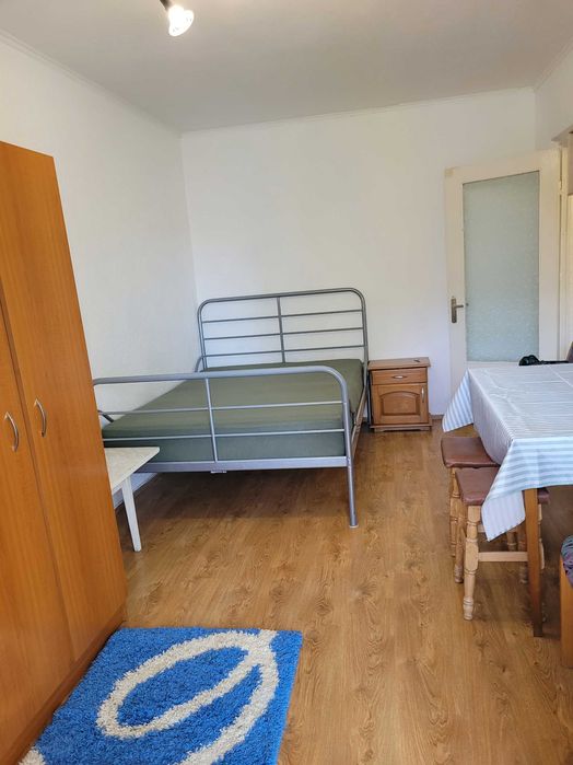 Garsonieră de închiriat