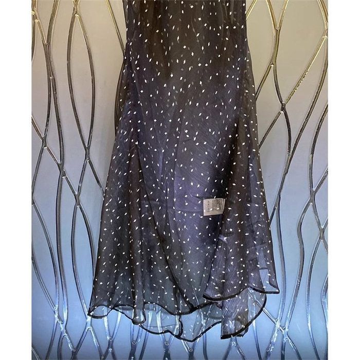 Платье чёрное на лето