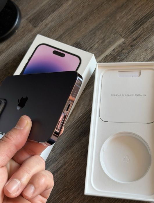 iPhone 14 pro ,baterie 100% ,neverlocked