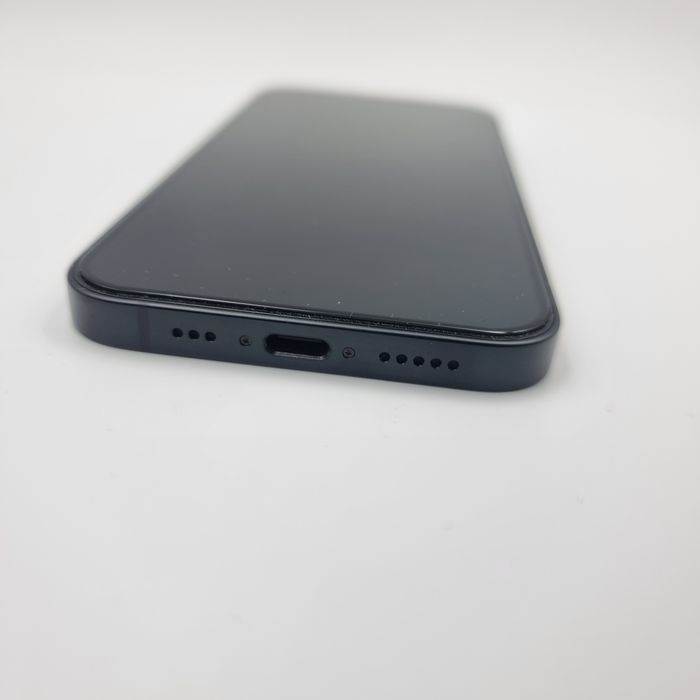 Amanet F28: Telefon Iphone 16e 100%