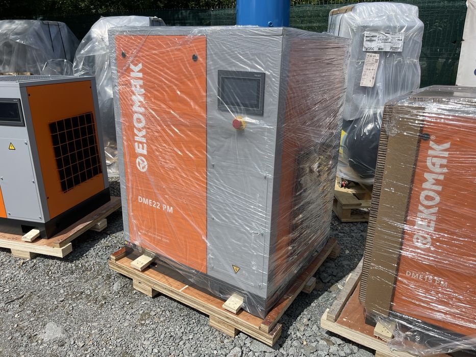 Compresor cu surub EKOMAK 30hp /22kw Inverter -Magneti permanenti