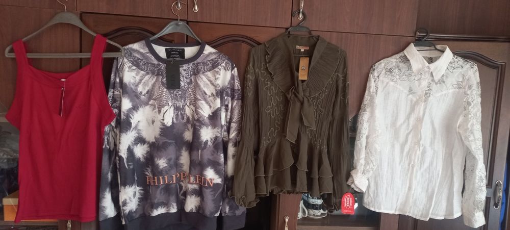 Продавам Нов екип и Нови туники и блузи и Горни анцузи