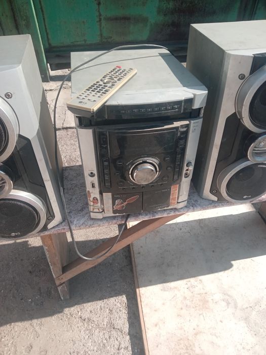 Продам муз центр