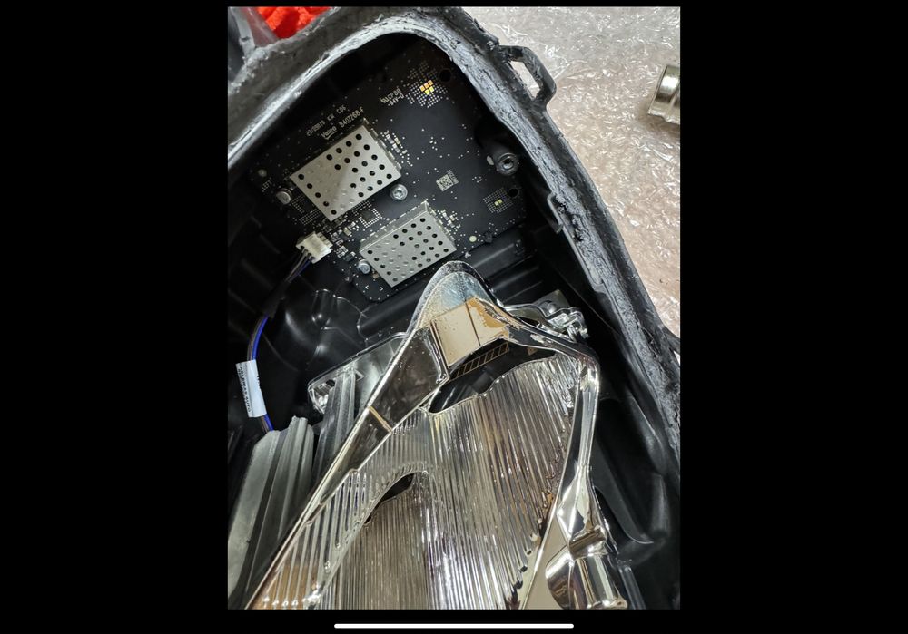Reparatii faruri led Dacia Logan 3 - Duster Y