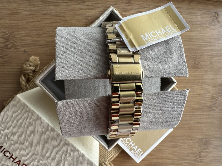 Ceas Michael Kors de dama Colectia Lexington Gold nou 38mm MK7276