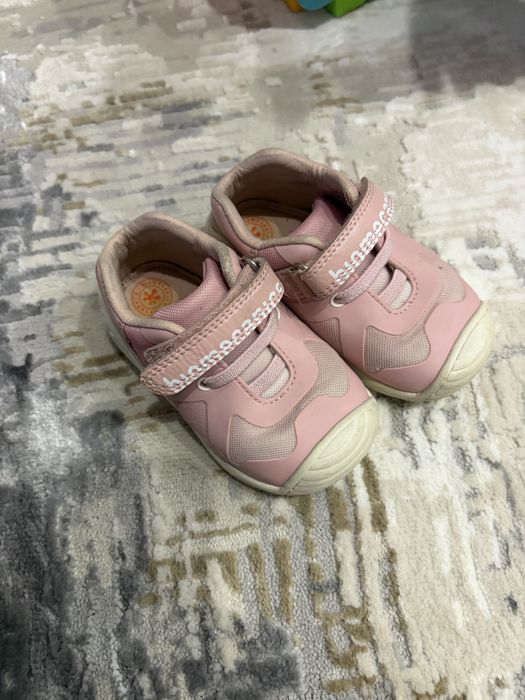 Papuci Biomecanics 21