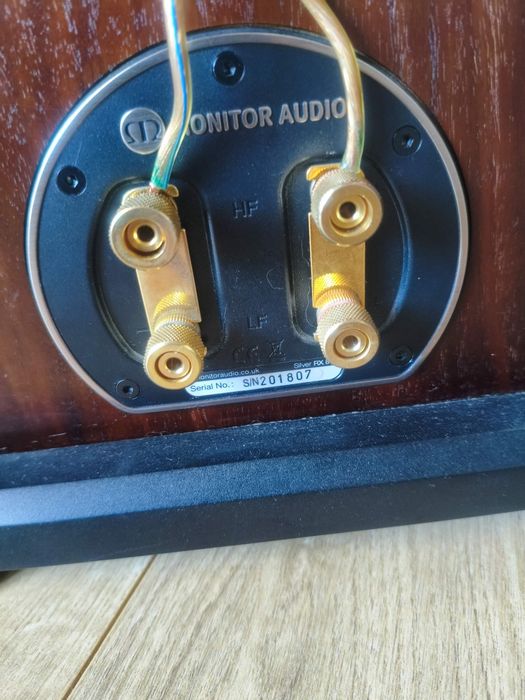Boxe Monitor Audio Silver RX8 hi-fi UK impecabile