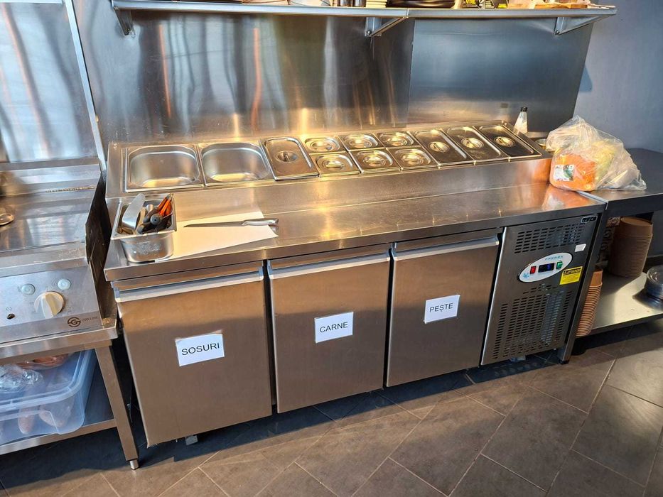 Masa rece cu salatiere incorporata