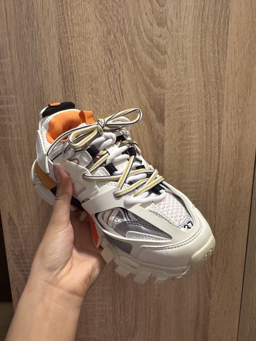 Balenciaga Track