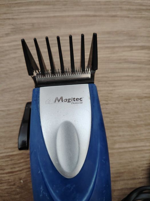 Aparat de tuns parul Magitec