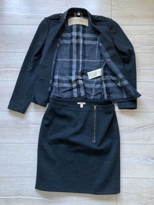 BURBERRY Brit оригинален женски комплект сако и пола размер 40 / М