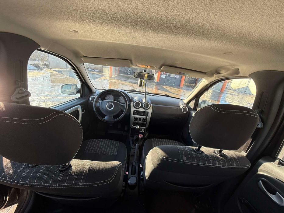 DACIA Logan 2012 — imagine 3