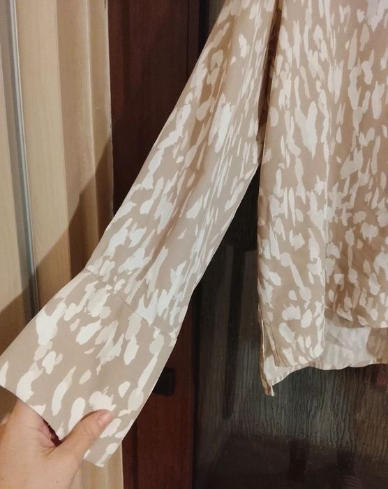 Costum dama Vince Camuto