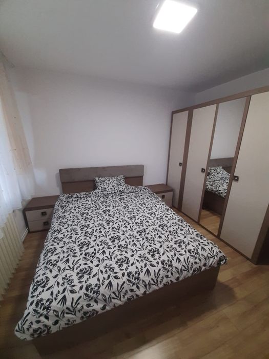 Apartament de închiriat