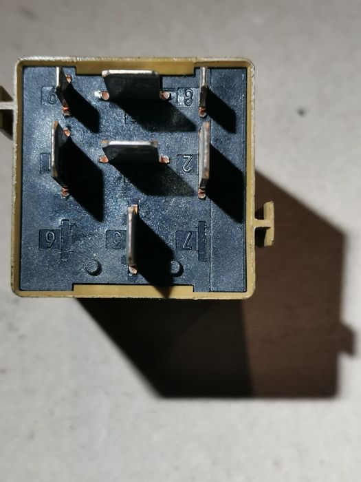 Releu stergatoare 6136-8384505 bmw E46 E39 E60 E38 X3 E83 X5 E53 Z8 52