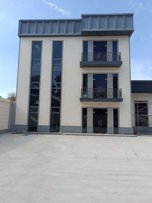 Аренда офис + склады (Сергели, Ярмарка) — первая линия, удобный заезд!