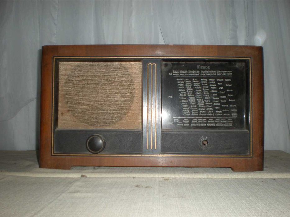 Колекция Радиоапарати: Продажба на етапи