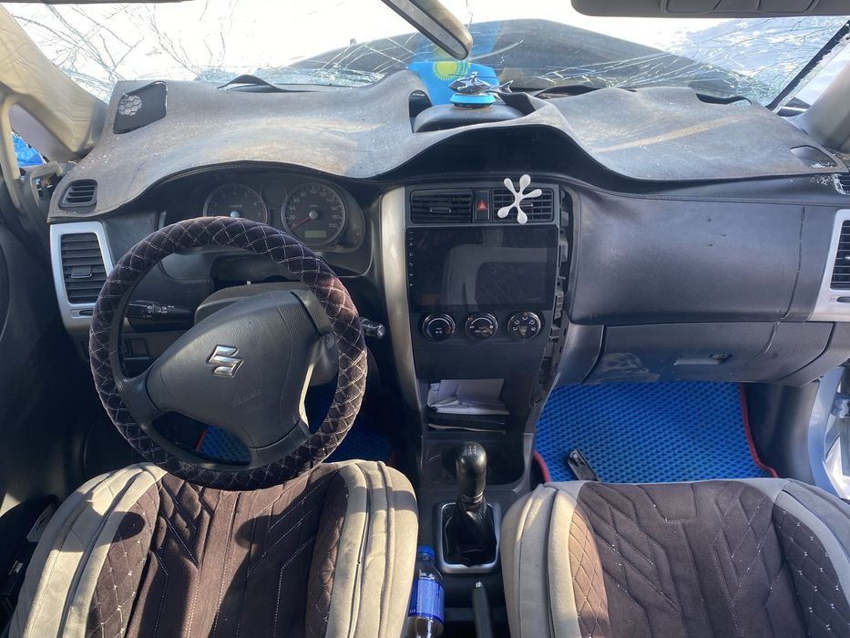 Продам Сузуки Лиана