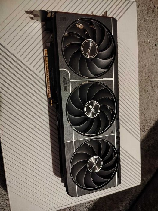 Видео Карта ASUS  RTX 5070 PRIME OC 12GB GDDR7 192bit
