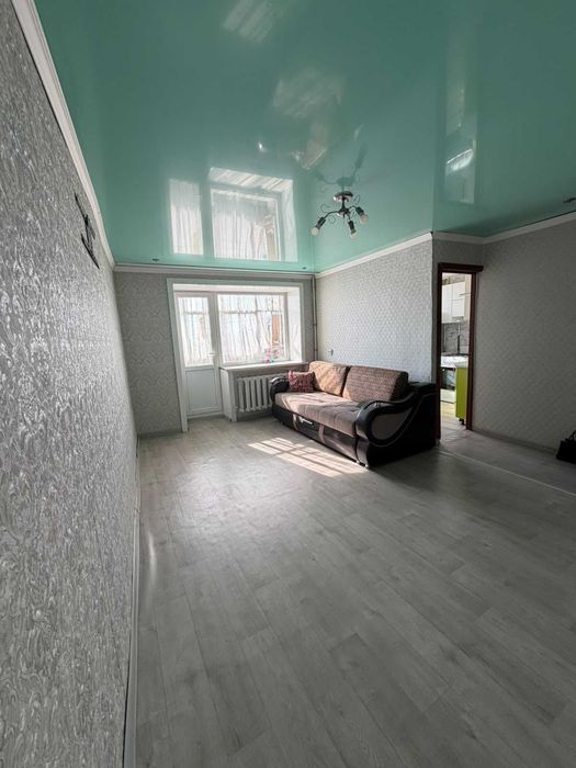 продам  2 комнатную квартиру
