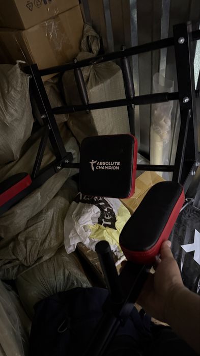 Турник настенный