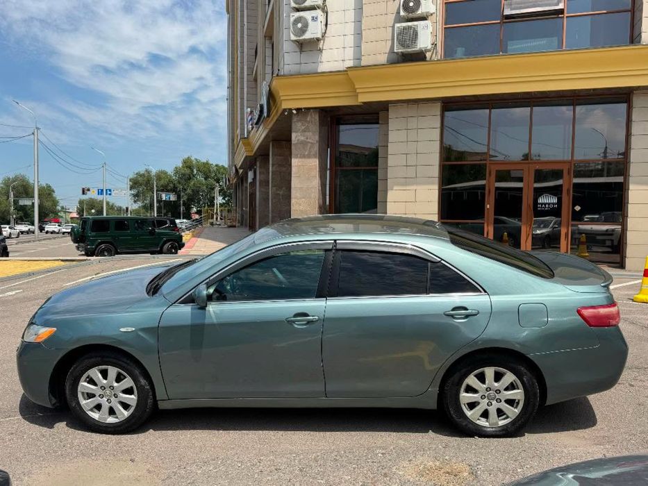 продам камри 40 состояние отличное