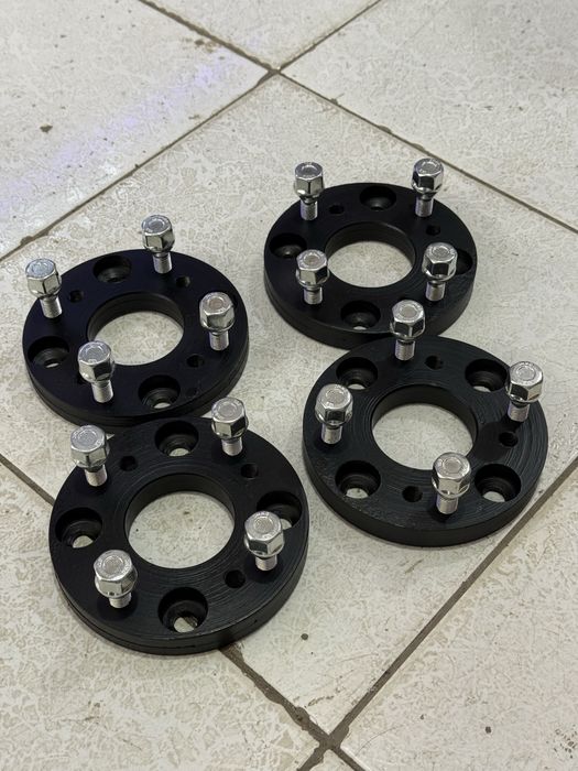 Пеходники унверсал 4х114/4х100 Damas