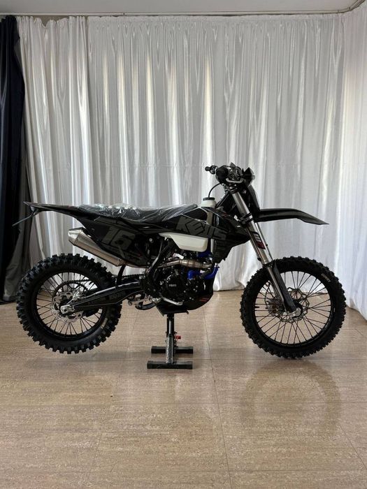 Мото эндуро 300 куб