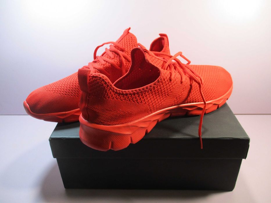 Нови Червени Маратонки - 48 Номер