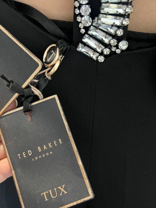 Ted Baker, размер  S новое шикарное платье.