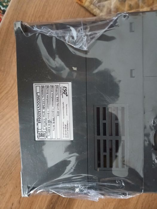 ESQ760 Chastotnik 380V Sotiladi
ESQ760 Invertor Yangi Holatda
3 Fazali