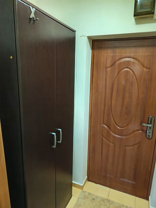 Închiriez garsonieră zona Ramada-Expo Parc.
