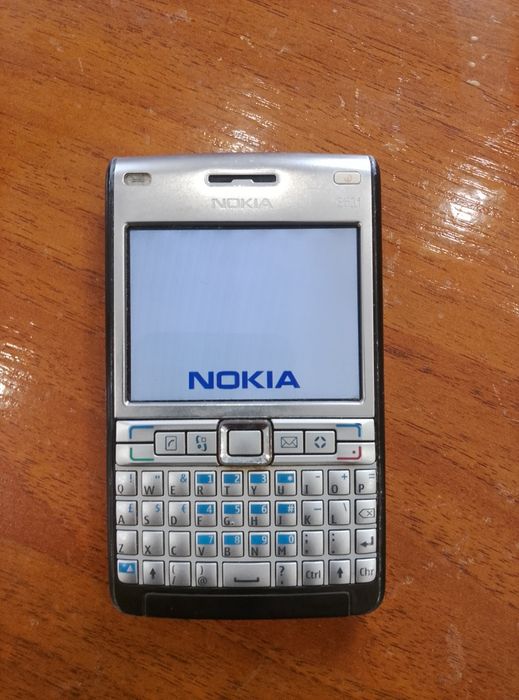 Nokia E61i оригинал — редкий бизнес-смартфон 2007 года