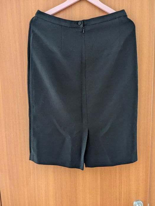 Продам женскую юбку