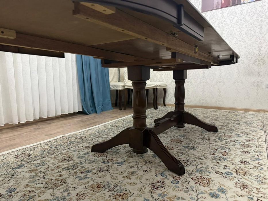 Продам стол для гостей