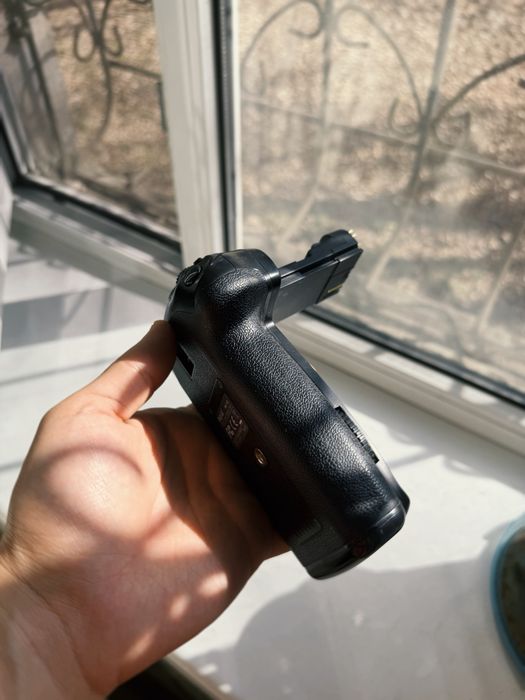 Продаю Canon 70D Body есть WiFi