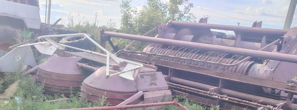 Продается жатка кукурузная от КСК 600