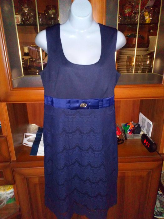 Платья вечерние черное и синее