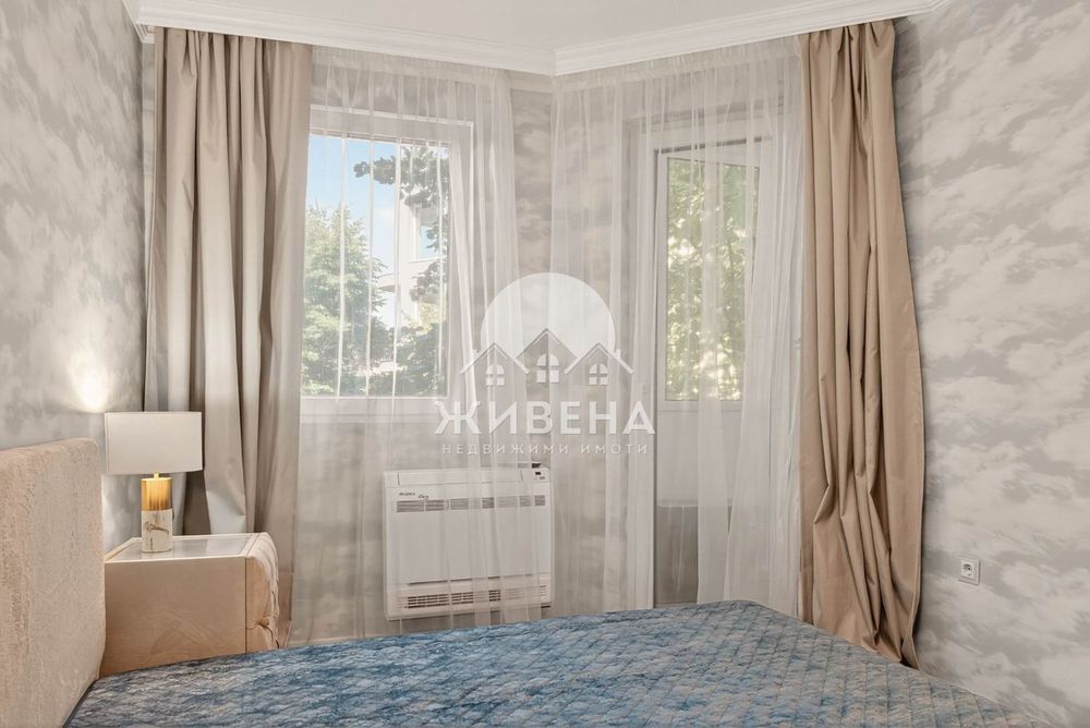 Дава се под наем Тристаен апартамент в Варна, Център - 99 кв.м за 1650 € - Снимка #11