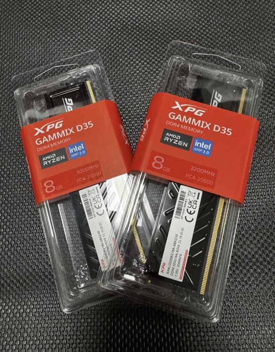 set 2 placute de memorie8 GB RAM XPG GAMMIX D35